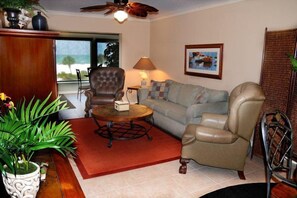 Smart TV - Sunset Royale - 304- Close to Beach and Siesta Village (Siesta Key)
