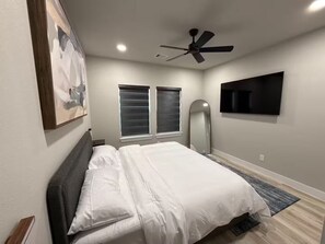 3 bedrooms, WiFi, bed sheets