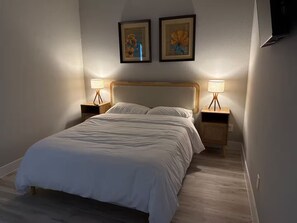 3 bedrooms, WiFi, bed sheets