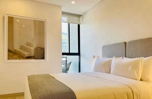 In-room safe, desk, soundproofing, iron/ironing board