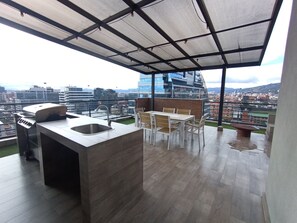 Economy Apartment | Outdoor dining - Edificio Area 98 (Bogotá)