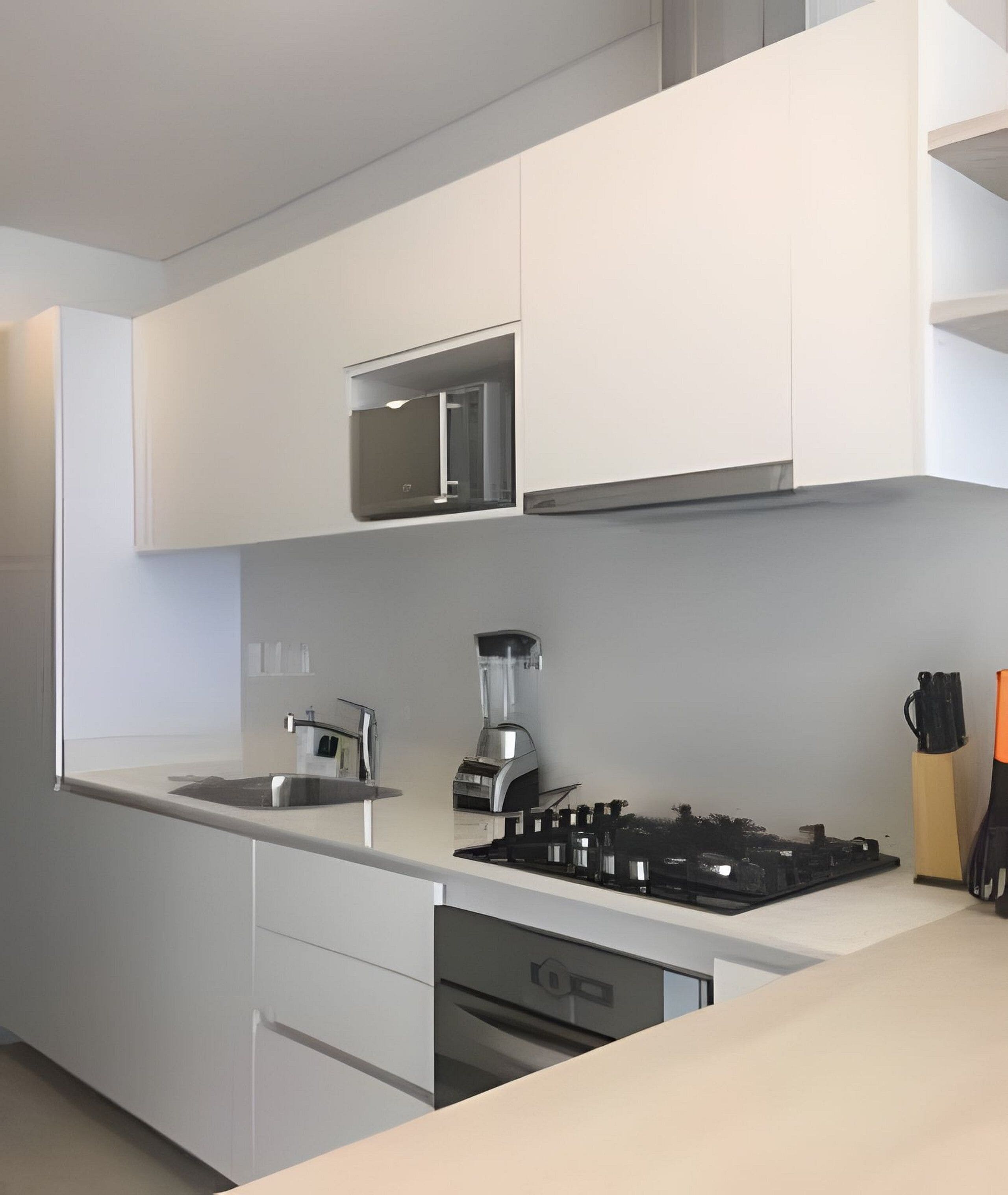 Premium appartement | Privékeuken | Een koelkast/vriezer, een magnetron, een oven, een kookplaat