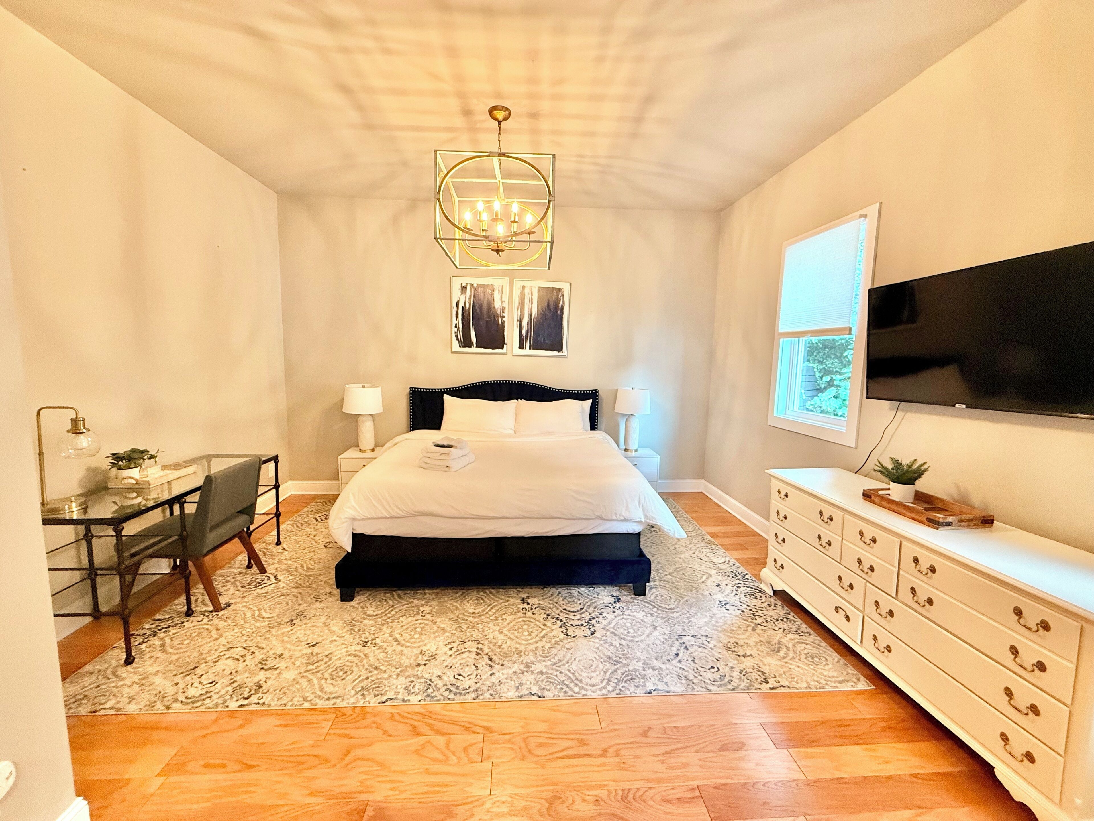 4 soveværelser, skrivebord, gratis Wi-Fi, sengetøj