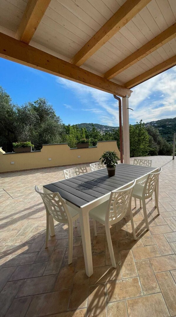 Outdoor dining - Casa Arenà - Terrace (Campania)
