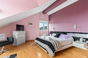 4 soveværelser, Wi-Fi, sengetøj