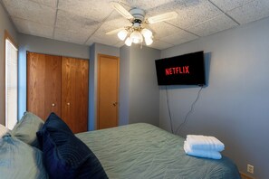 3 bedrooms, free WiFi, bed sheets