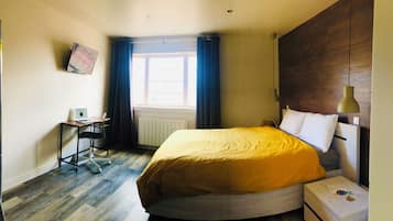 Quadruple Room, Patio, Garden View | Free WiFi