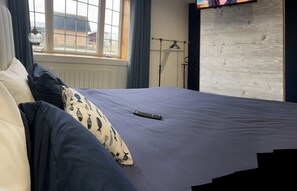 Comfort Double Room, Ensuite, Garden View | Free WiFi