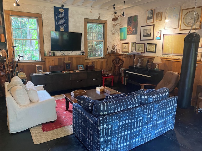 Cozy 1-bedroom Cottage With Fitness Equipment And Ac In Charming Lagrange - LaGrange, GA