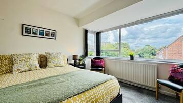 2 chambres, fer et planche à repasser, accès Internet, draps fournis