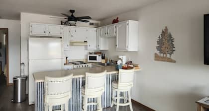 Great Lake Location! Best Value at the lake with Private Balcony & Lakeside Pool