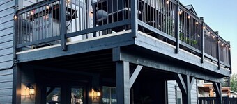 Lake and Peak Retreat