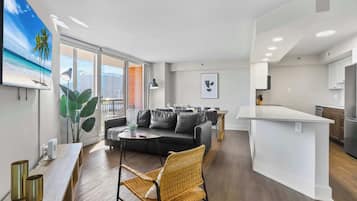 TV, fireplace, offices