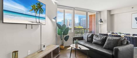 TV, fireplace, offices