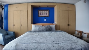 1 chambre, fer et planche à repasser, Wi-Fi, draps fournis