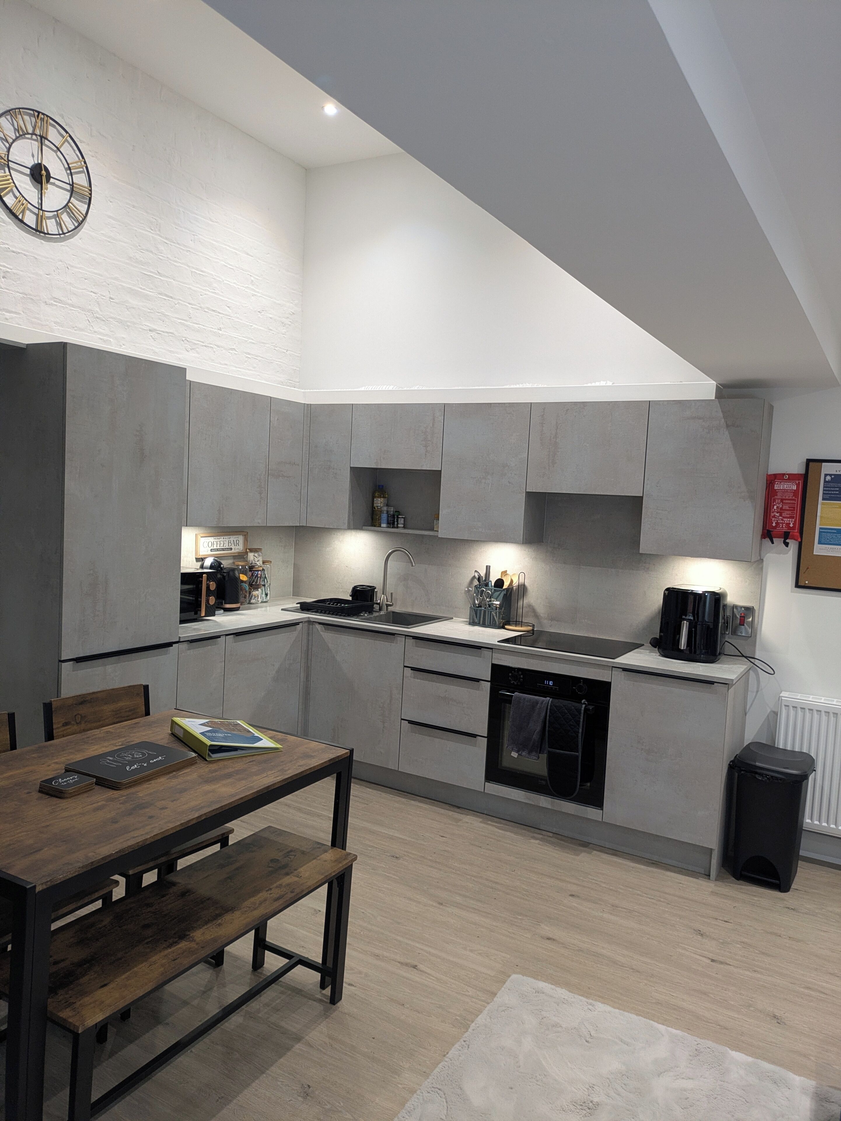 Fridge, microwave, oven, dishwasher