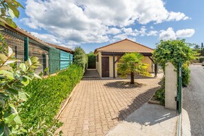 Exterior - House for 6 people, ground floor, beach, pool (Vendres)