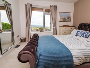 5 Schlafzimmer, individuell dekoriert, individuell eingerichtet