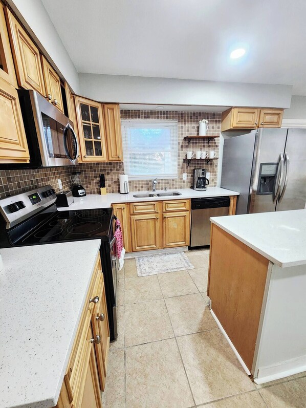 Microwave, oven, stovetop, dishwasher