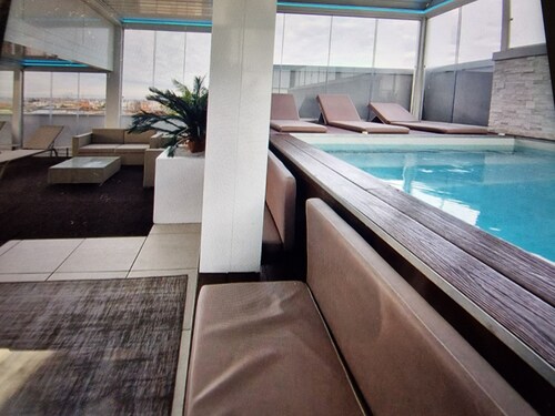 Water lily 5 star wellness