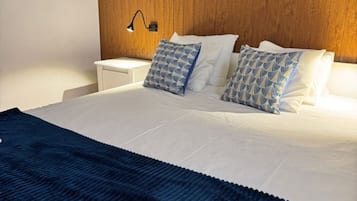 1 chambre, fer et planche Ă repasser, Wi-Fi, draps fournis