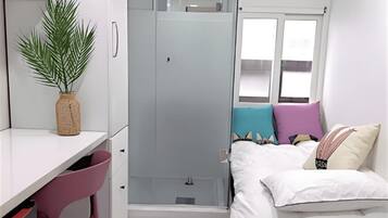 1 chambre, bureau, Wi-Fi gratuit, draps fournis
