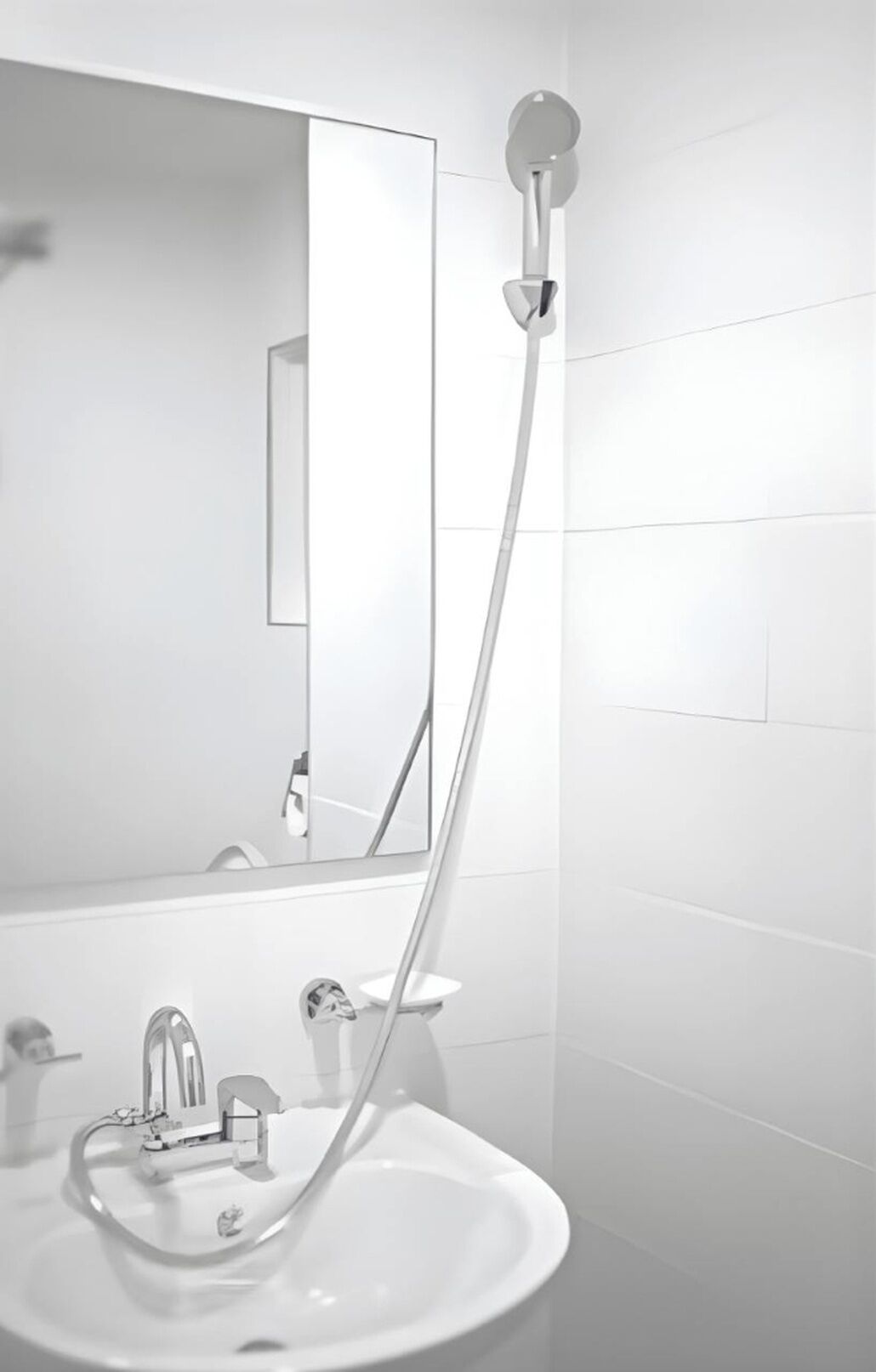 Haartrockner, Handtücher, Seife, Shampoo