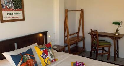 Boutique Studio Apartment with breathtaking sea and mountain views