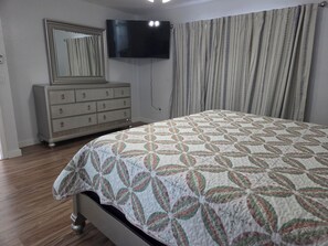 3 bedrooms, WiFi, bed sheets - Your relax home in Cape Coral with Gulf access (Cape Coral)