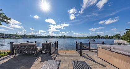Lakefront Hot Tub, Beach & More!