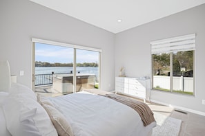 4 bedrooms, WiFi, bed sheets