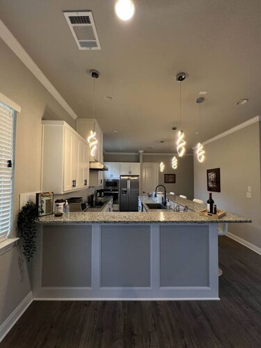 Private Modern Urban Retreat Near COTA/Austin/APT