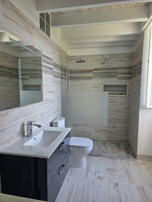 Dusche, Toilettenpapier