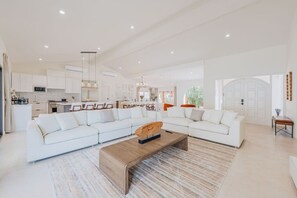 Smart-tv, videospil, stereoanlæg, computerskærme