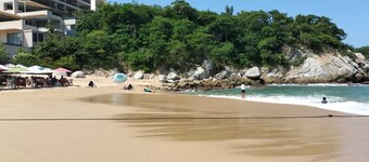 Arrocito beach village condo Bahias de Huatulco, oax