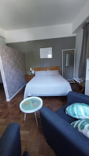 1 chambre, accès Internet, draps fournis
