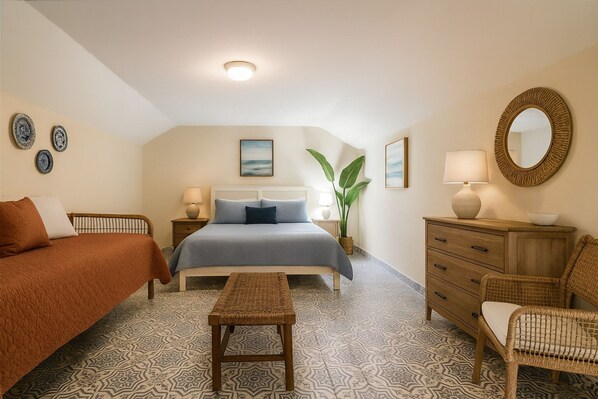 3 bedrooms, WiFi, bed sheets, wheelchair access