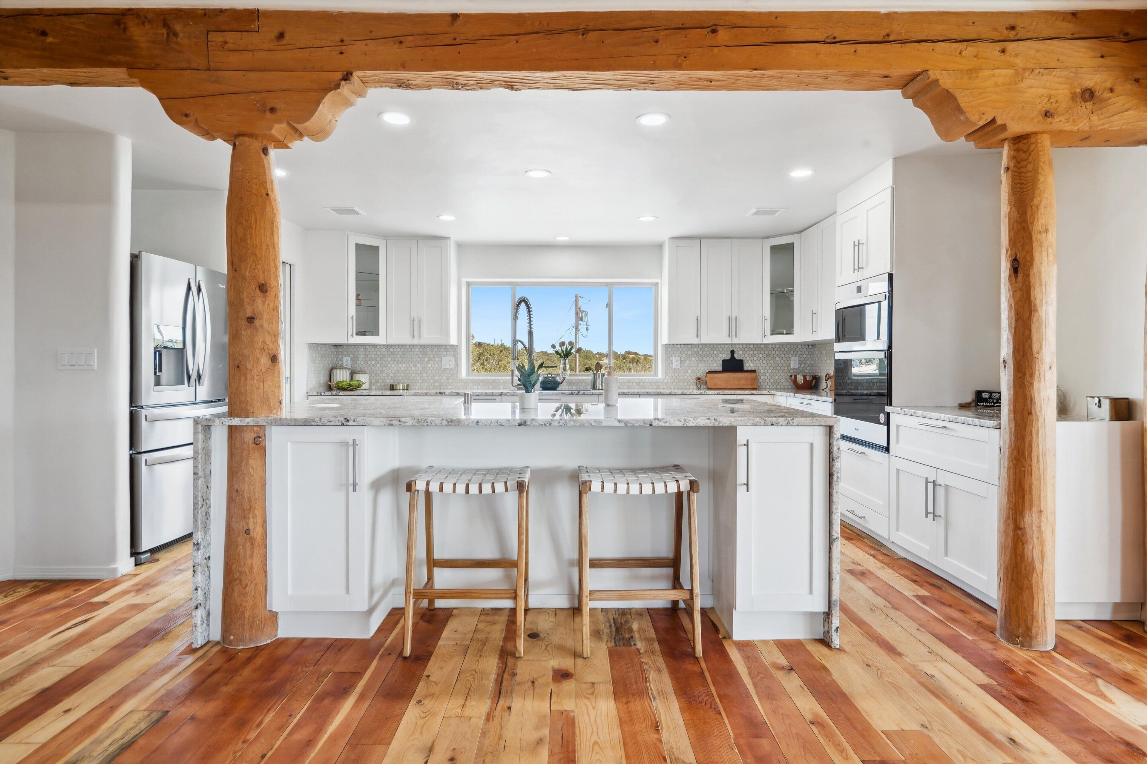 Microones, forn, placa de cuina i rentaplats 