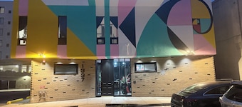 BIG LITTLE HOTEL