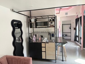 City Loft, 1 Queen Bed, Non Smoking | Private kitchen | Shared fridge, microwave, coffee/tea maker - BIG LITTLE HOTEL  (Denver)