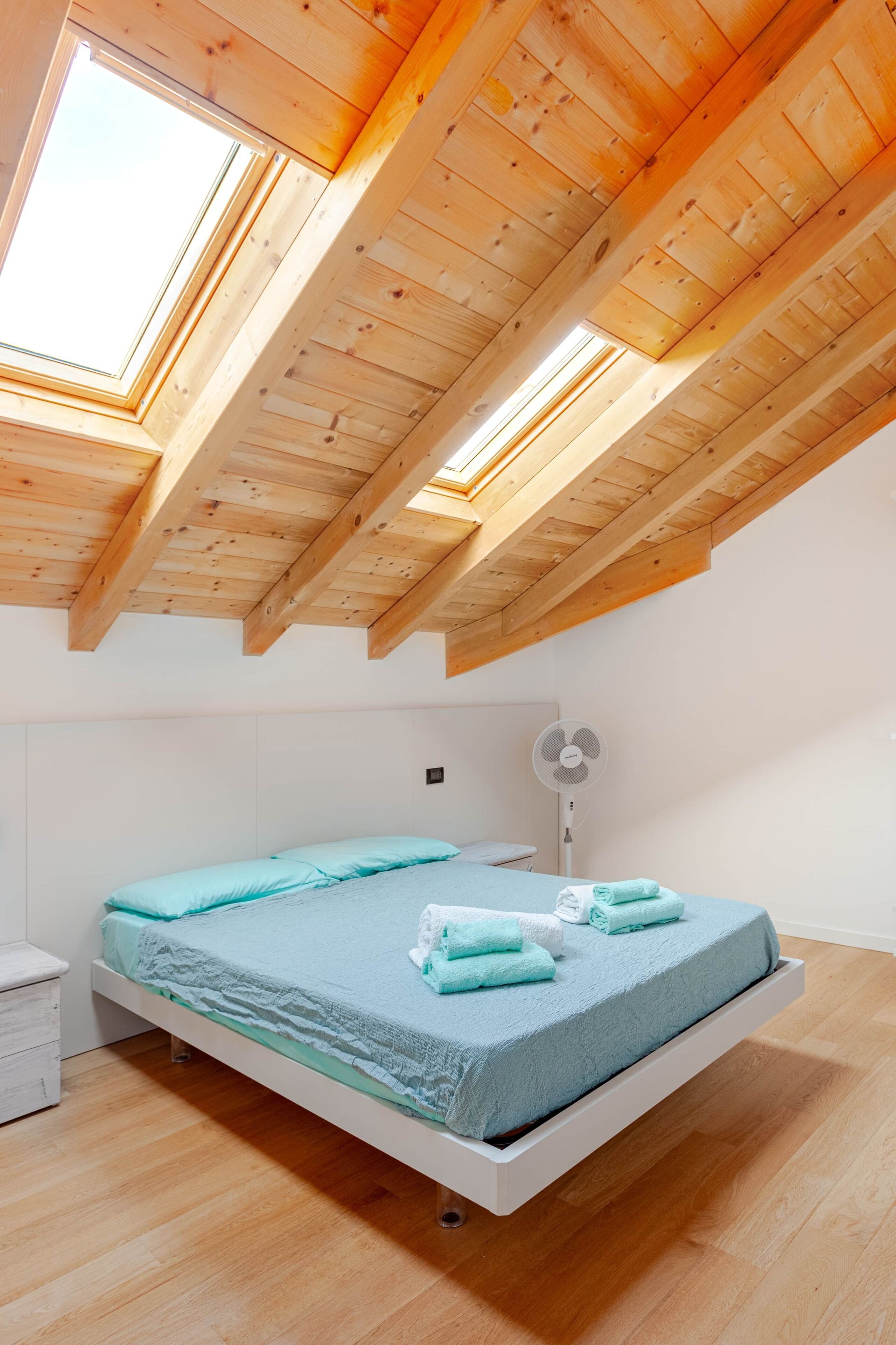 2 Schlafzimmer, Reisekinderbett, WLAN, Bettwäsche