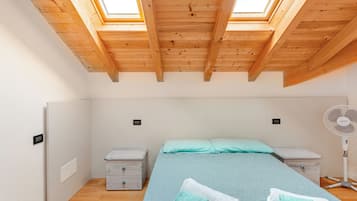 2 slaapkamers, reisbedje, wifi, beddengoed