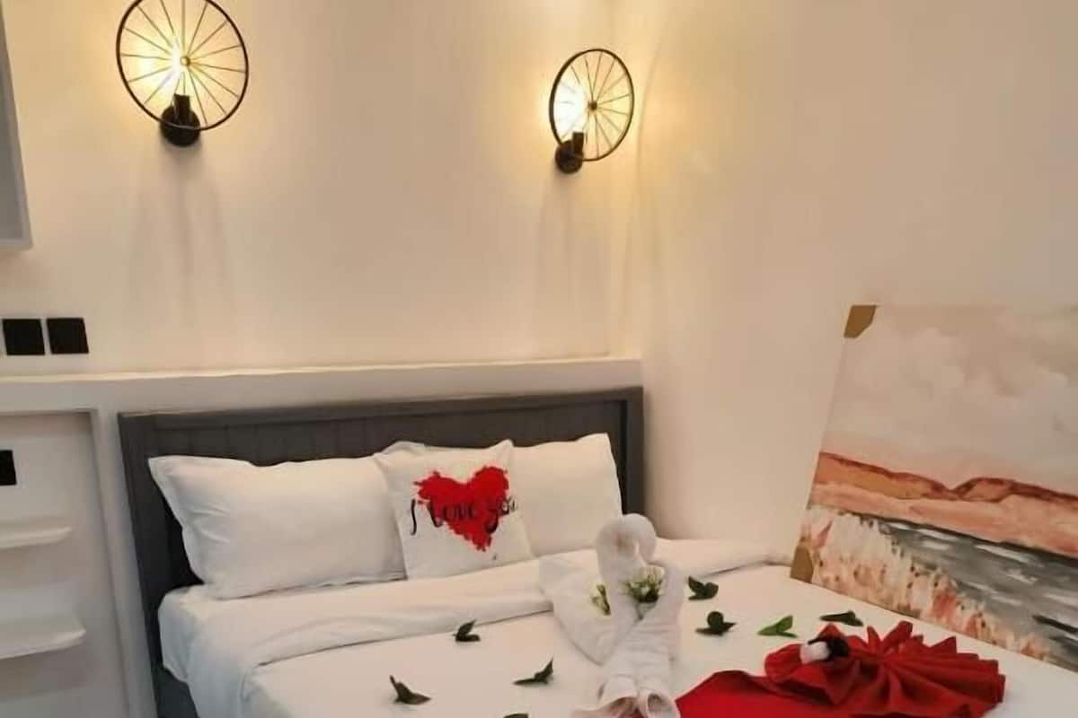 Standard Single Room, City View | Free WiFi, bed sheets