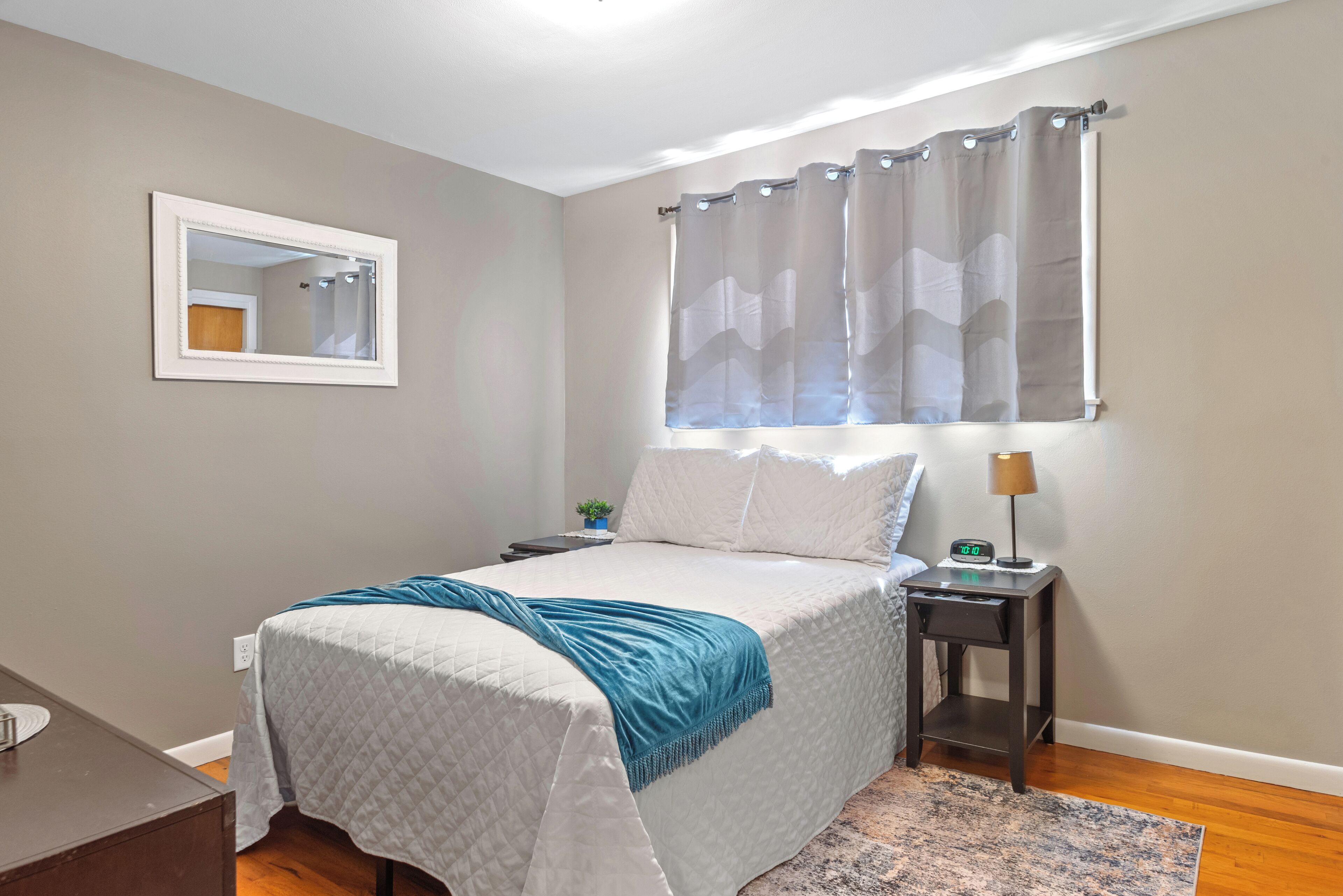 3 bedrooms, iron/ironing board, travel cot, free WiFi