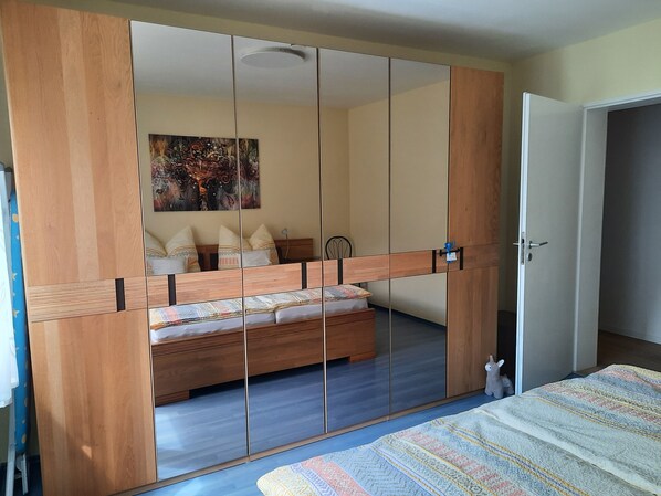 1 bedroom, iron/ironing board, free WiFi, bed sheets