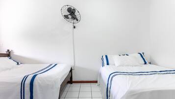 Villa | Free WiFi, bed sheets