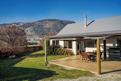 Vista Vale - Wanaka Holiday Home