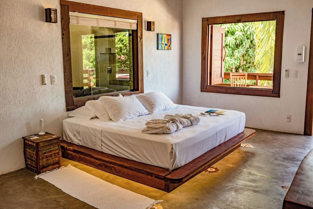 Standard Double Room, Lanai, Garden View | In-room safe, desk, laptop workspace, soundproofing