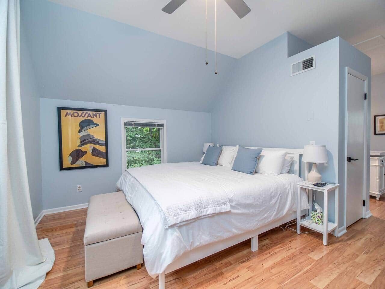 3 chambres, fer et planche à repasser, Wi-Fi gratuit, draps fournis