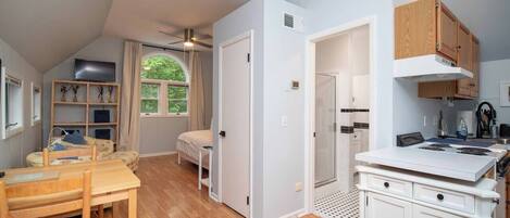 3 bedrooms, iron/ironing board, travel cot, WiFi